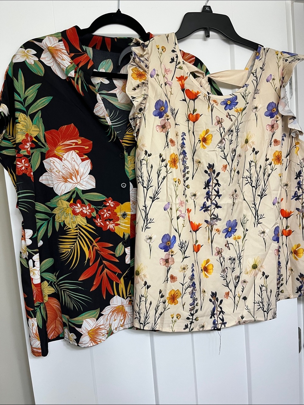 SHEIN Cream Floral Short Sleeve Ruffle Top